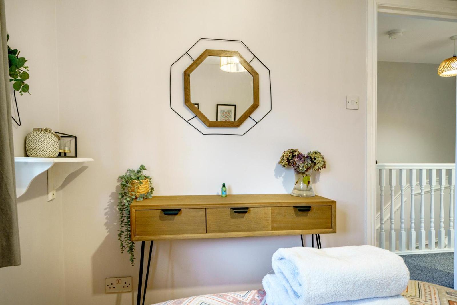 Close To City Centre Stylish 3 Bedroom House Belfast Buitenkant foto
